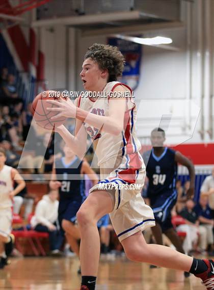 Thumbnail 2 in West Carteret vs Swansboro photogallery.