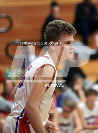 Thumbnail 2 in West Carteret vs Swansboro photogallery.