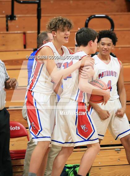 Thumbnail 2 in West Carteret vs Swansboro photogallery.