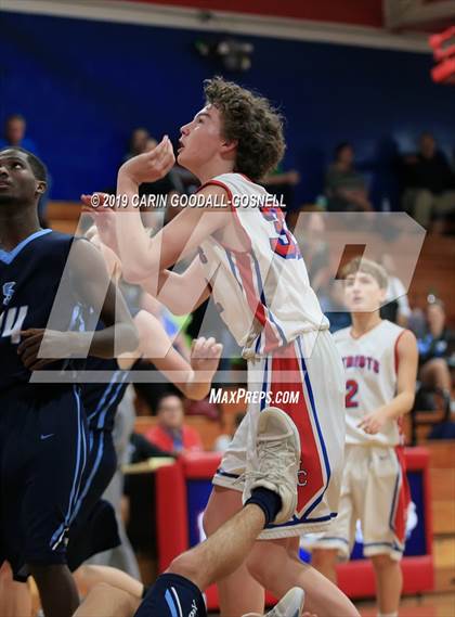 Thumbnail 1 in West Carteret vs Swansboro photogallery.
