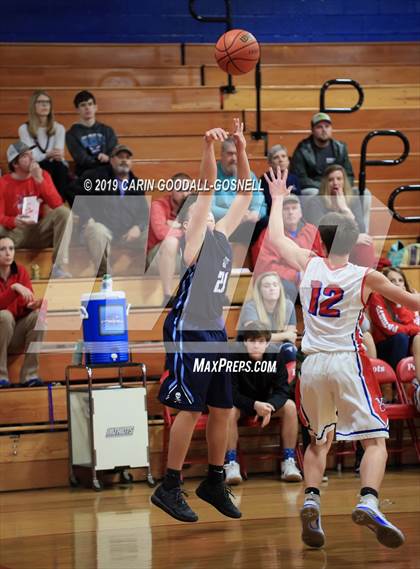 Thumbnail 2 in West Carteret vs Swansboro photogallery.