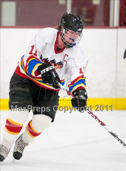 Thumbnail 3 in St. Croix Valley (River Falls) vs Eveleth-Gilbert (Schwan Cup) photogallery.