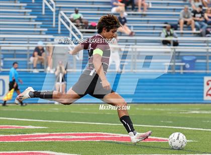 Thumbnail 3 in Wakeland vs. Dripping Springs (UIL 5A Boys Soccer State Final) photogallery.