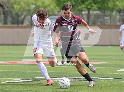 Thumbnail 3 in Wakeland vs. Dripping Springs (UIL 5A Boys Soccer State Final) photogallery.