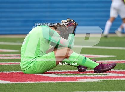 Thumbnail 1 in Wakeland vs. Dripping Springs (UIL 5A Boys Soccer State Final) photogallery.