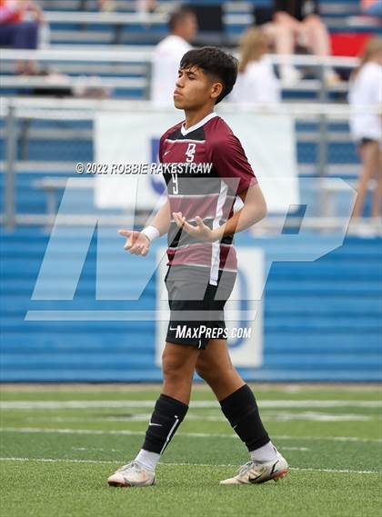 Thumbnail 3 in Wakeland vs. Dripping Springs (UIL 5A Boys Soccer State Final) photogallery.