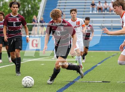 Thumbnail 3 in Wakeland vs. Dripping Springs (UIL 5A Boys Soccer State Final) photogallery.
