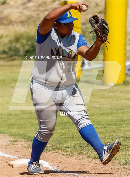 Thumbnail 2 in Southlands Christian vs Avalon photogallery.