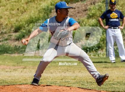 Thumbnail 3 in Southlands Christian vs Avalon photogallery.