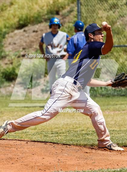 Thumbnail 3 in Southlands Christian vs Avalon photogallery.
