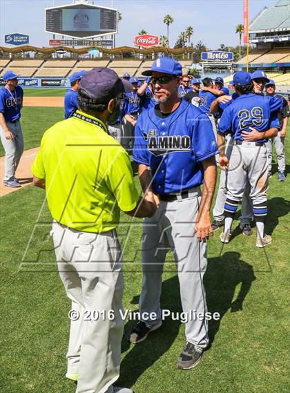 Thumbnail 1 in Chatsworth vs. El Camino Real (CIF L.A. City Section D1 Final) photogallery.