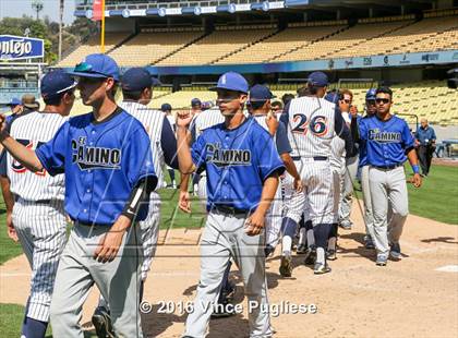 Thumbnail 2 in Chatsworth vs. El Camino Real (CIF L.A. City Section D1 Final) photogallery.