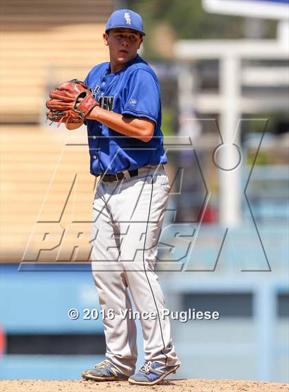 Thumbnail 2 in Chatsworth vs. El Camino Real (CIF L.A. City Section D1 Final) photogallery.