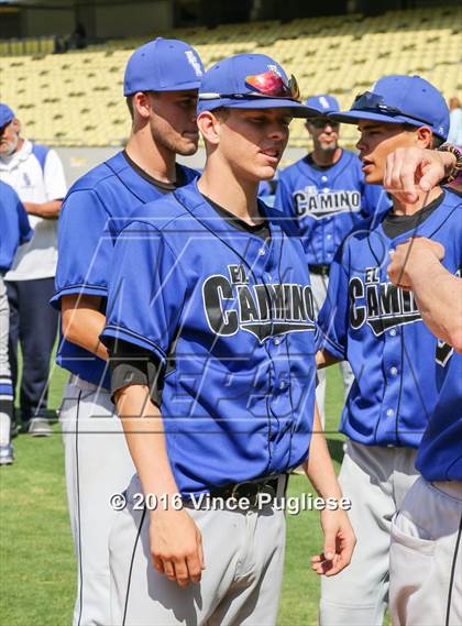 Thumbnail 3 in Chatsworth vs. El Camino Real (CIF L.A. City Section D1 Final) photogallery.