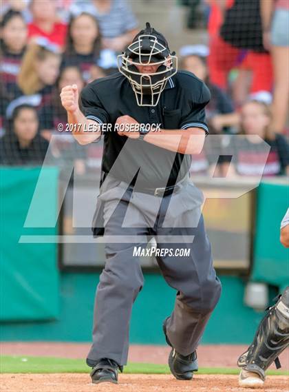 Thumbnail 1 in Reagan vs Churchill (UIL 6A Regional Final) photogallery.