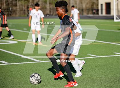 Thumbnail 3 in Grand Oaks vs Oak Ridge (Battle of the Oaks) photogallery.