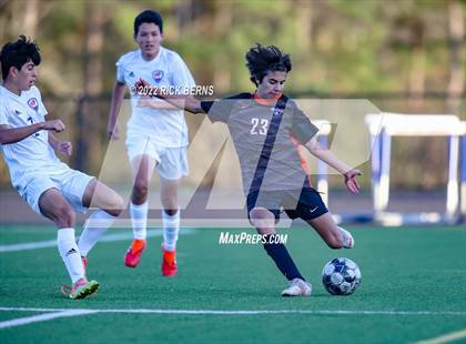 Thumbnail 2 in Grand Oaks vs Oak Ridge (Battle of the Oaks) photogallery.