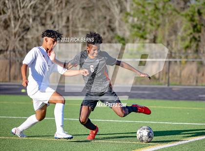 Thumbnail 3 in Grand Oaks vs Oak Ridge (Battle of the Oaks) photogallery.