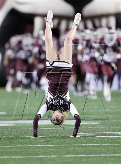 Thumbnail 3 in Ennis vs Frisco (UIL 4A Regional Playoff) photogallery.