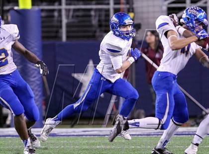 Thumbnail 1 in Ennis vs Frisco (UIL 4A Regional Playoff) photogallery.