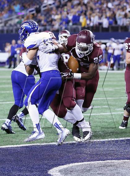 Thumbnail 1 in Ennis vs Frisco (UIL 4A Regional Playoff) photogallery.