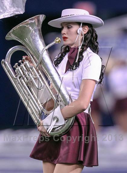 Thumbnail 2 in Ennis vs Frisco (UIL 4A Regional Playoff) photogallery.