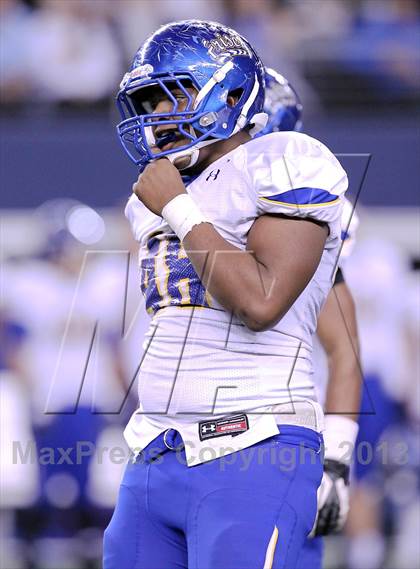 Thumbnail 2 in Ennis vs Frisco (UIL 4A Regional Playoff) photogallery.