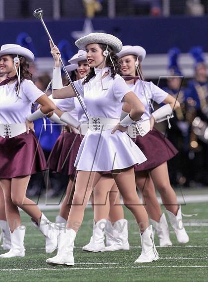 Thumbnail 1 in Ennis vs Frisco (UIL 4A Regional Playoff) photogallery.