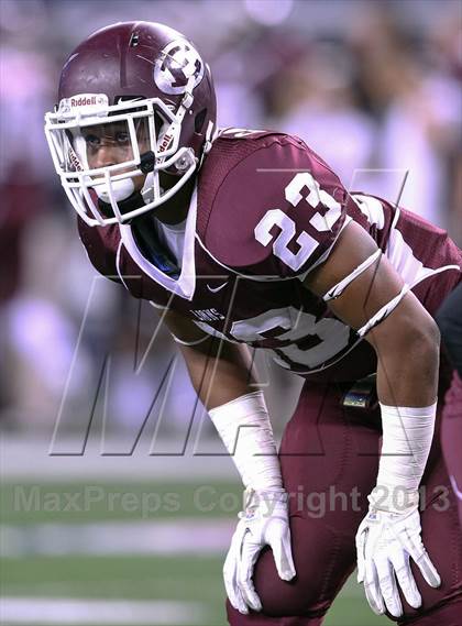 Thumbnail 1 in Ennis vs Frisco (UIL 4A Regional Playoff) photogallery.