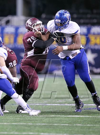 Thumbnail 1 in Ennis vs Frisco (UIL 4A Regional Playoff) photogallery.