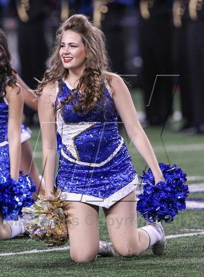 Thumbnail 1 in Ennis vs Frisco (UIL 4A Regional Playoff) photogallery.