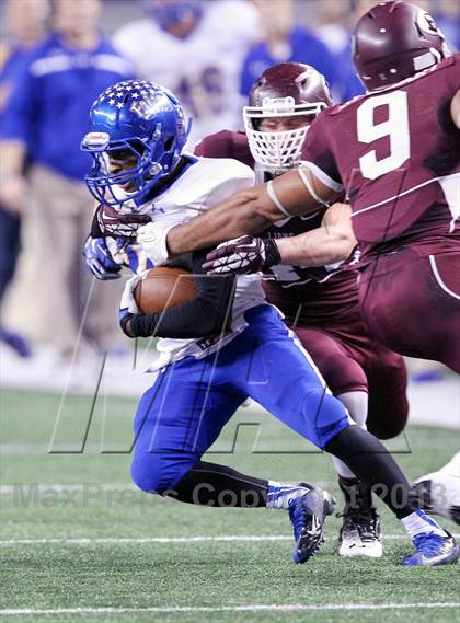 Thumbnail 1 in Ennis vs Frisco (UIL 4A Regional Playoff) photogallery.