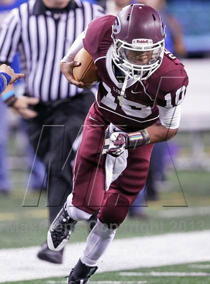 Thumbnail 3 in Ennis vs Frisco (UIL 4A Regional Playoff) photogallery.