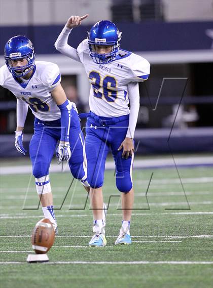 Thumbnail 3 in Ennis vs Frisco (UIL 4A Regional Playoff) photogallery.