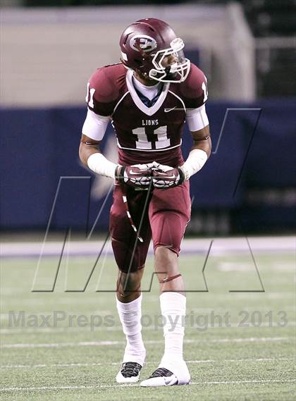 Thumbnail 3 in Ennis vs Frisco (UIL 4A Regional Playoff) photogallery.