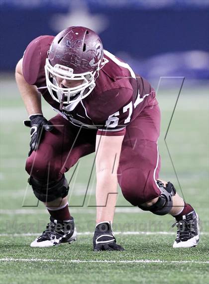 Thumbnail 3 in Ennis vs Frisco (UIL 4A Regional Playoff) photogallery.
