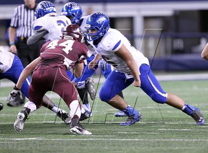 Thumbnail 1 in Ennis vs Frisco (UIL 4A Regional Playoff) photogallery.