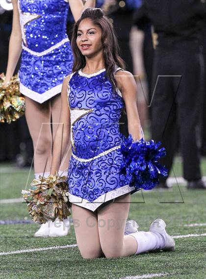 Thumbnail 3 in Ennis vs Frisco (UIL 4A Regional Playoff) photogallery.