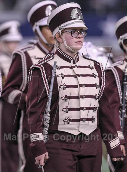 Thumbnail 3 in Ennis vs Frisco (UIL 4A Regional Playoff) photogallery.