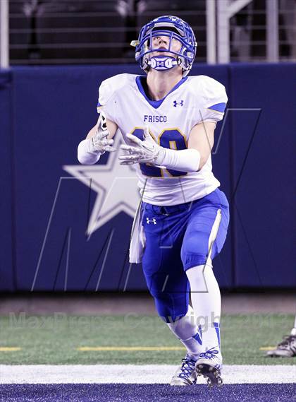 Thumbnail 2 in Ennis vs Frisco (UIL 4A Regional Playoff) photogallery.