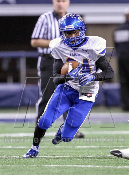 Thumbnail 2 in Ennis vs Frisco (UIL 4A Regional Playoff) photogallery.