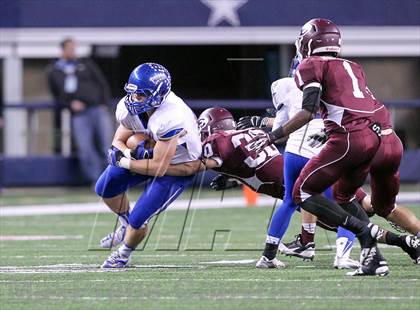 Thumbnail 3 in Ennis vs Frisco (UIL 4A Regional Playoff) photogallery.
