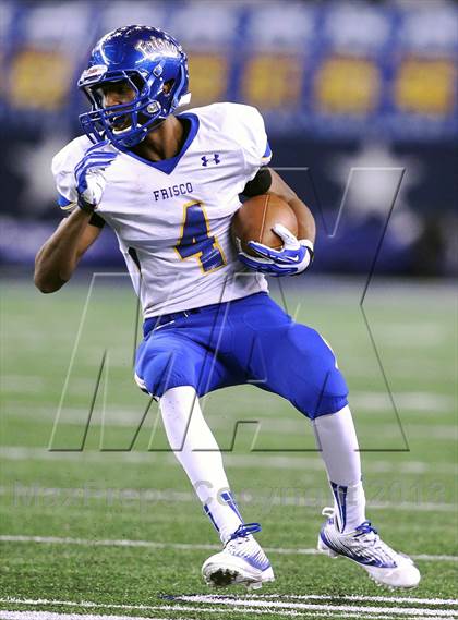 Thumbnail 2 in Ennis vs Frisco (UIL 4A Regional Playoff) photogallery.