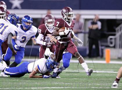 Thumbnail 3 in Ennis vs Frisco (UIL 4A Regional Playoff) photogallery.