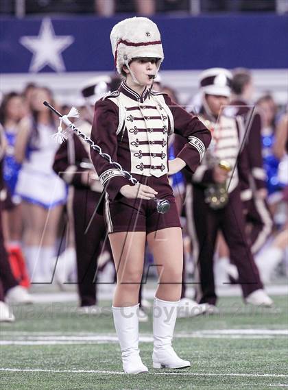 Thumbnail 3 in Ennis vs Frisco (UIL 4A Regional Playoff) photogallery.