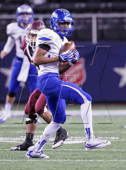 Thumbnail 3 in Ennis vs Frisco (UIL 4A Regional Playoff) photogallery.