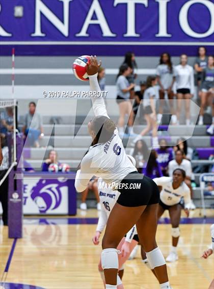 Thumbnail 3 in Pearland @ Ridge Point photogallery.