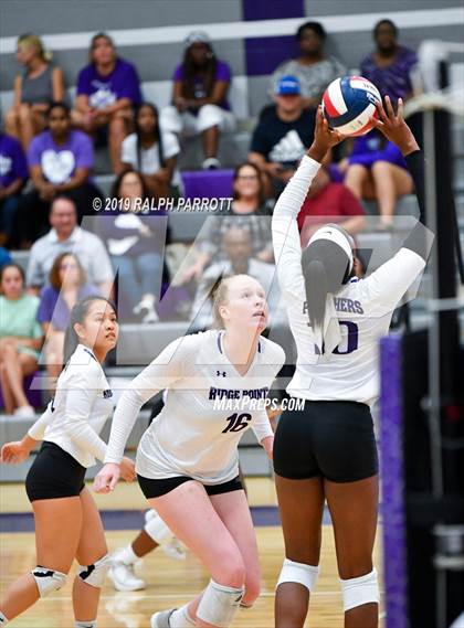 Thumbnail 1 in Pearland @ Ridge Point photogallery.