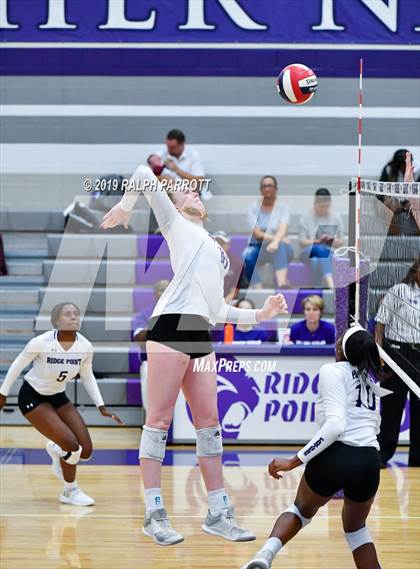 Thumbnail 1 in Pearland @ Ridge Point photogallery.