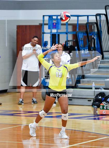 Thumbnail 3 in Pearland @ Ridge Point photogallery.